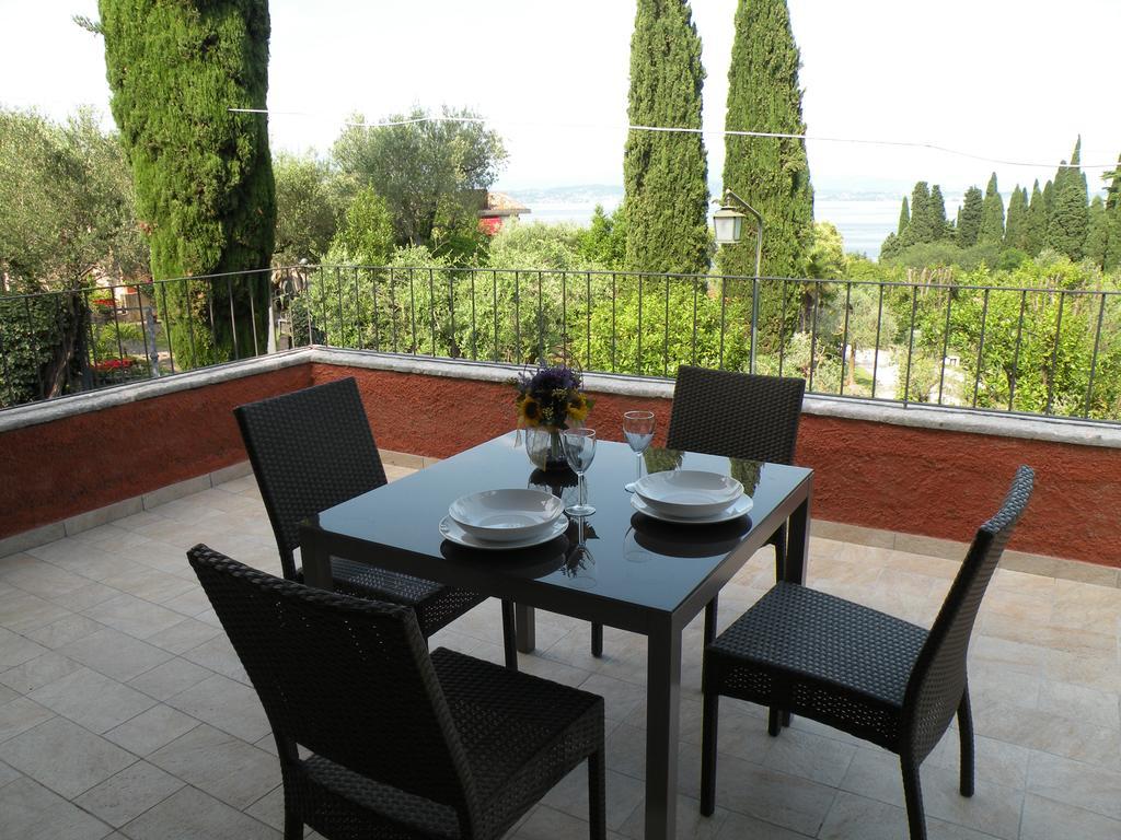 Villa Paradiso Apartment シルミオーネ エクステリア 写真