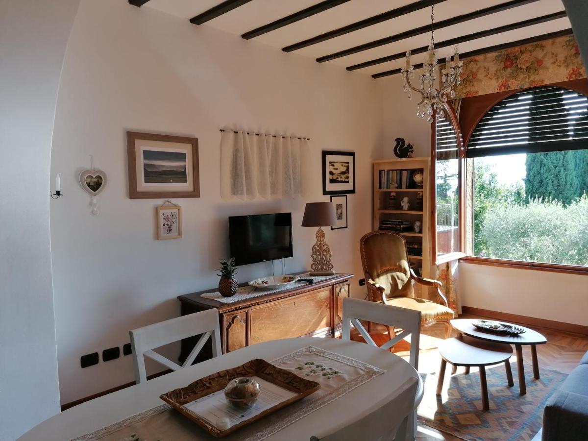Villa Paradiso Apartment シルミオーネ エクステリア 写真