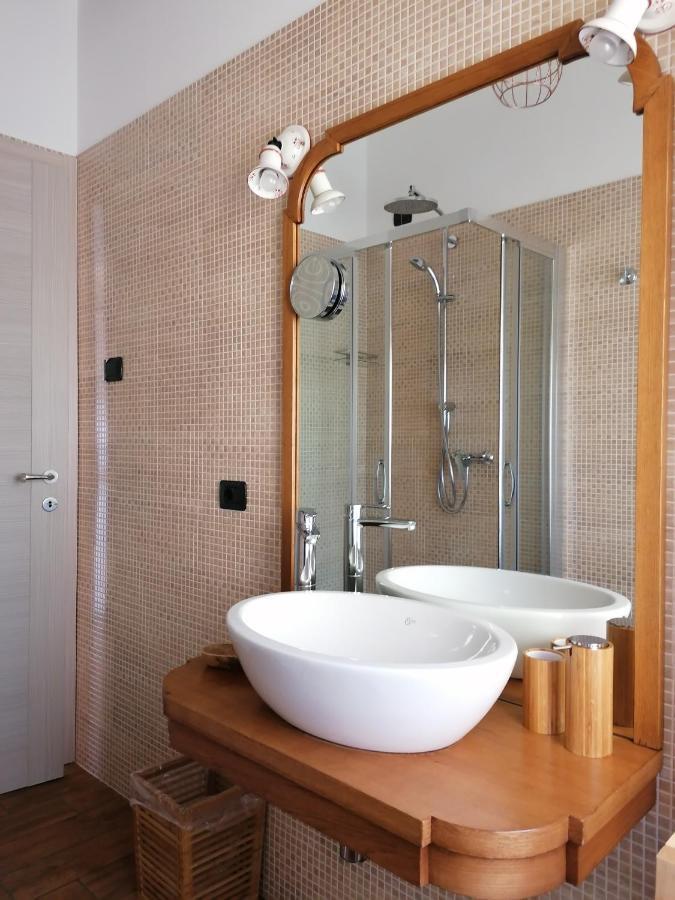 Villa Paradiso Apartment シルミオーネ エクステリア 写真