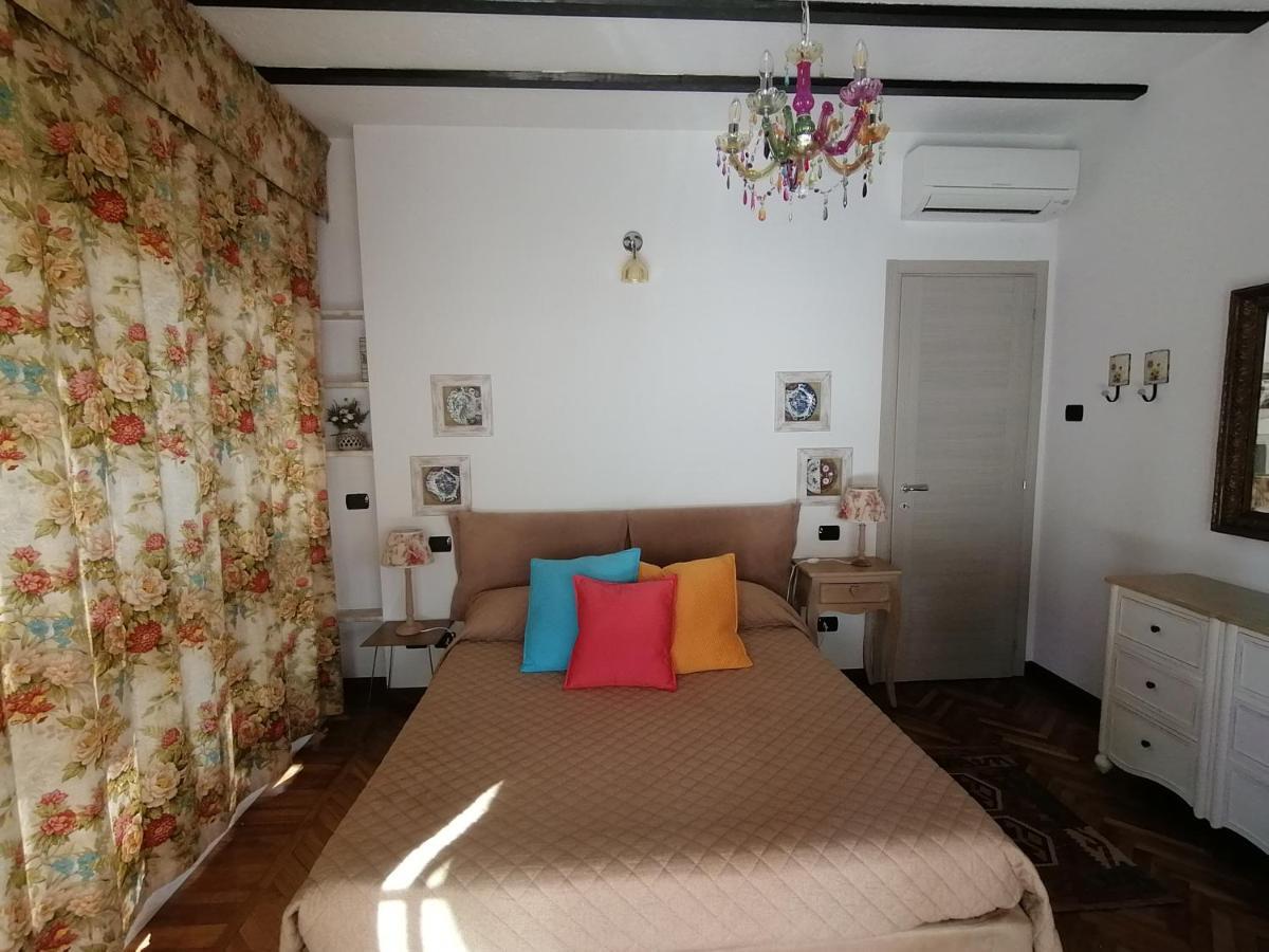 Villa Paradiso Apartment シルミオーネ エクステリア 写真